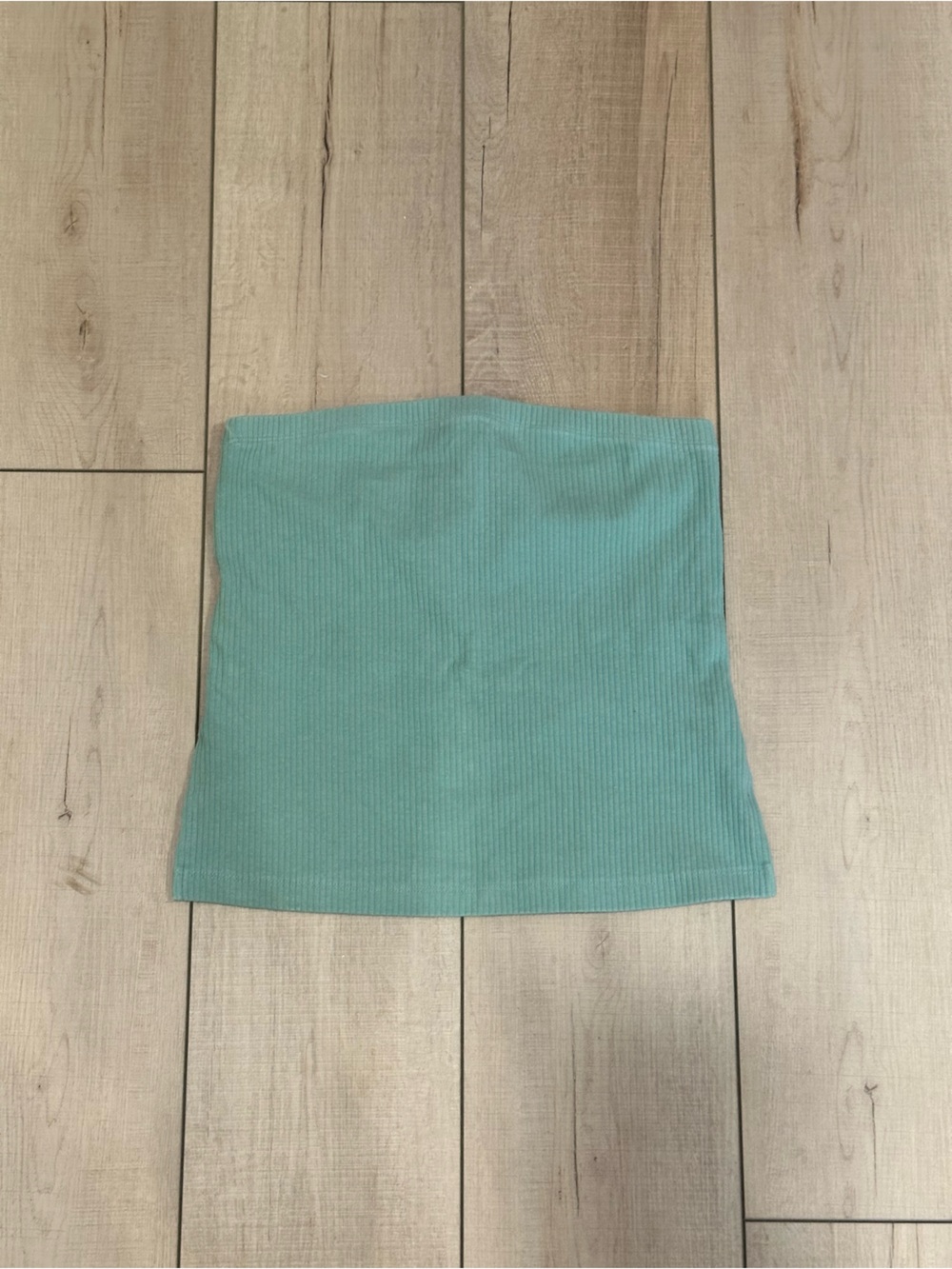AE crop top